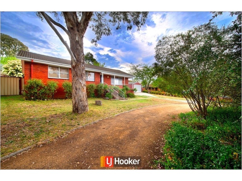 1 Searle Place, Holt ACT 2615