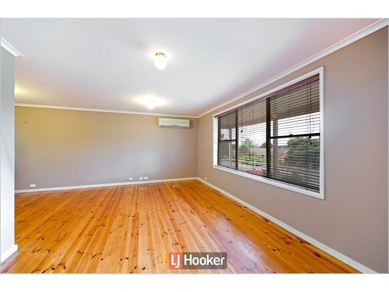 1 Searle Place, Holt ACT 2615