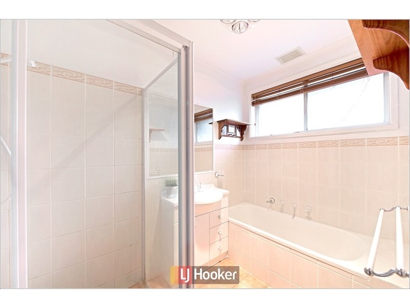 1 Searle Place, Holt ACT 2615