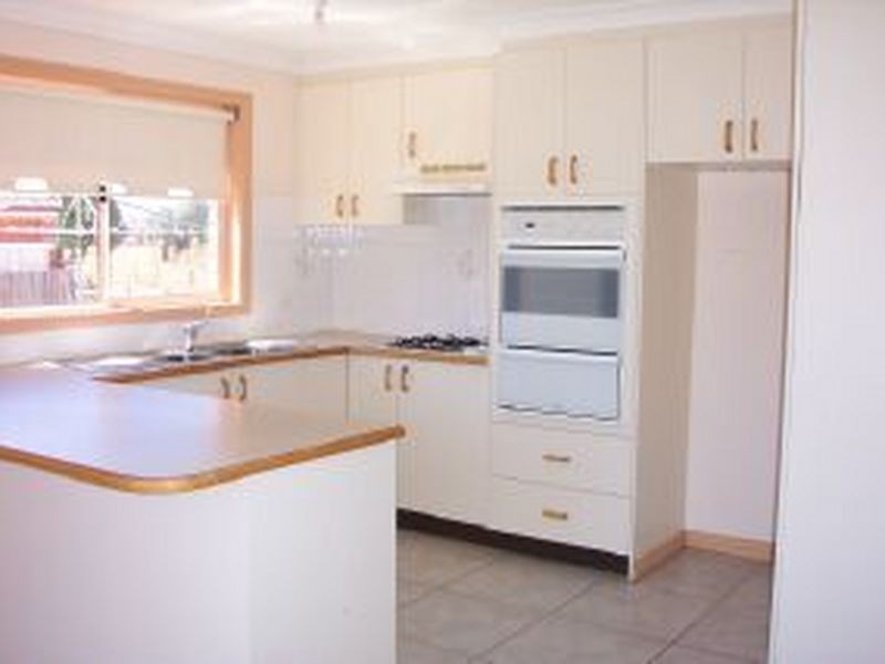 27 Murrung Crescent, Ngunnawal ACT 2913