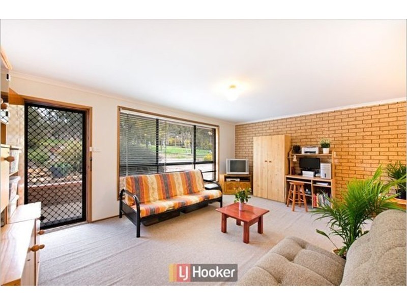24 Macfarlan Place, Latham ACT 2615