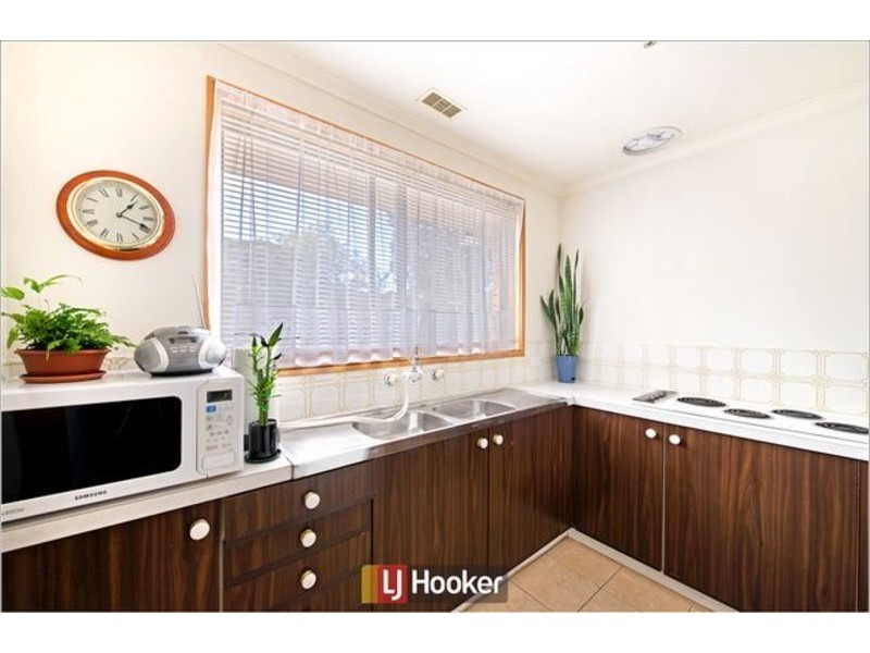 24 Macfarlan Place, Latham ACT 2615