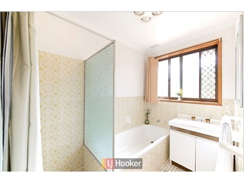 24 Macfarlan Place, Latham ACT 2615