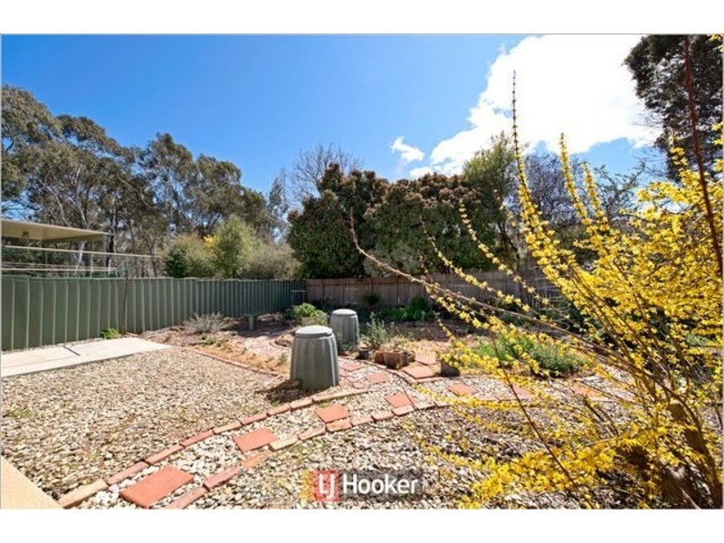 24 Macfarlan Place, Latham ACT 2615