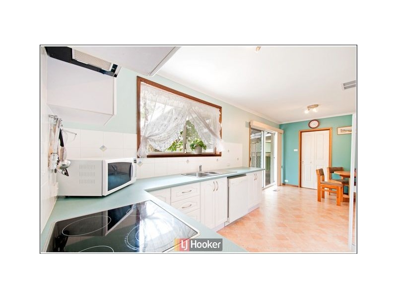 18 Beaurepaire Crescent, Holt ACT 2615