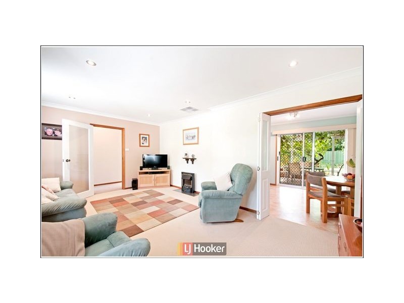 18 Beaurepaire Crescent, Holt ACT 2615