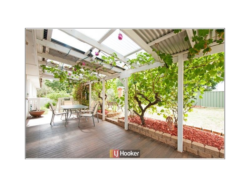 18 Beaurepaire Crescent, Holt ACT 2615