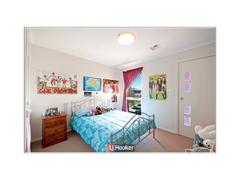 136 Hoskins Street, Franklin ACT 2913