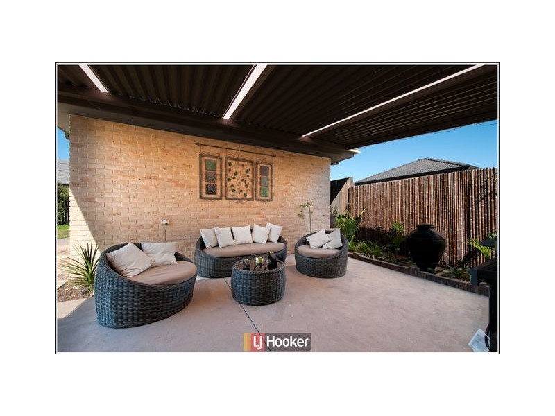 136 Hoskins Street, Franklin ACT 2913