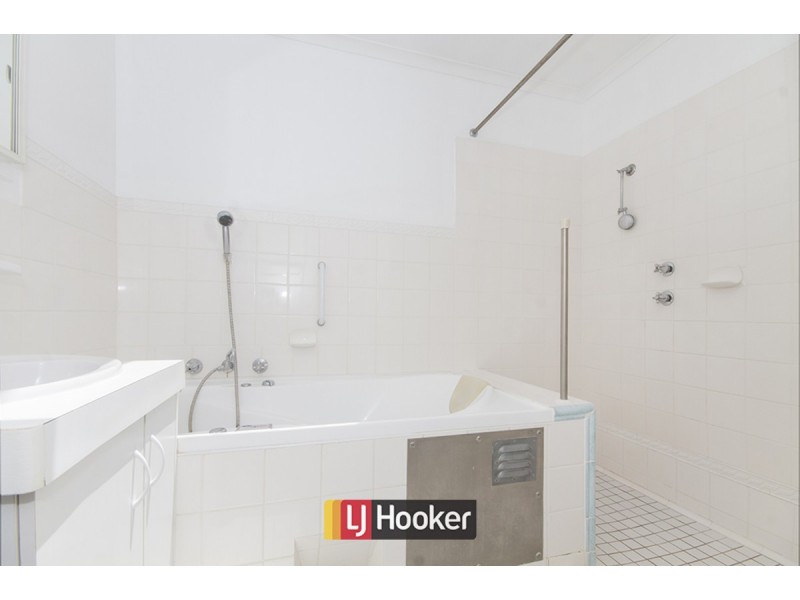 1 Moses Place, Mckellar ACT 2617