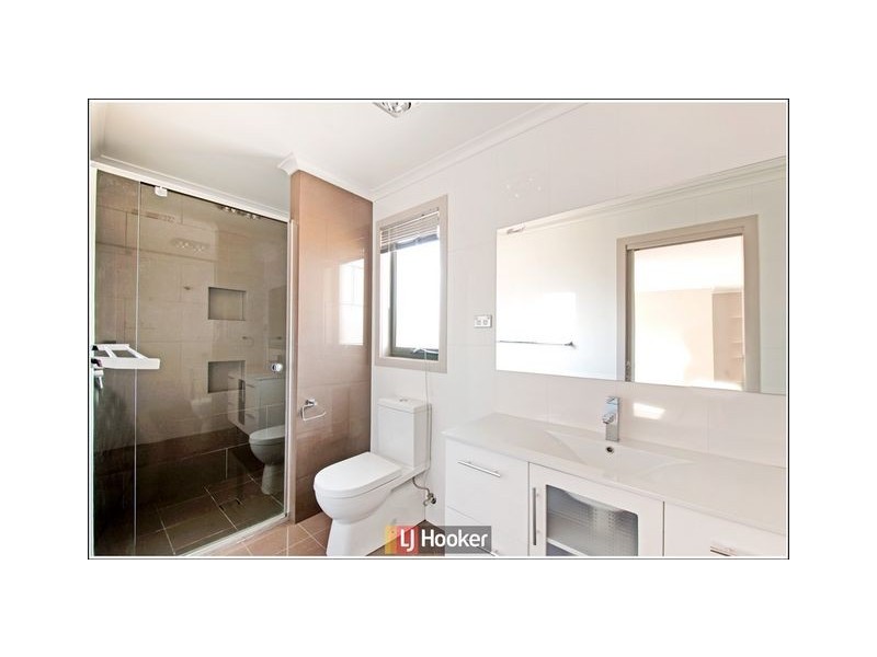 2 Hazelton Street, Macgregor ACT 2615