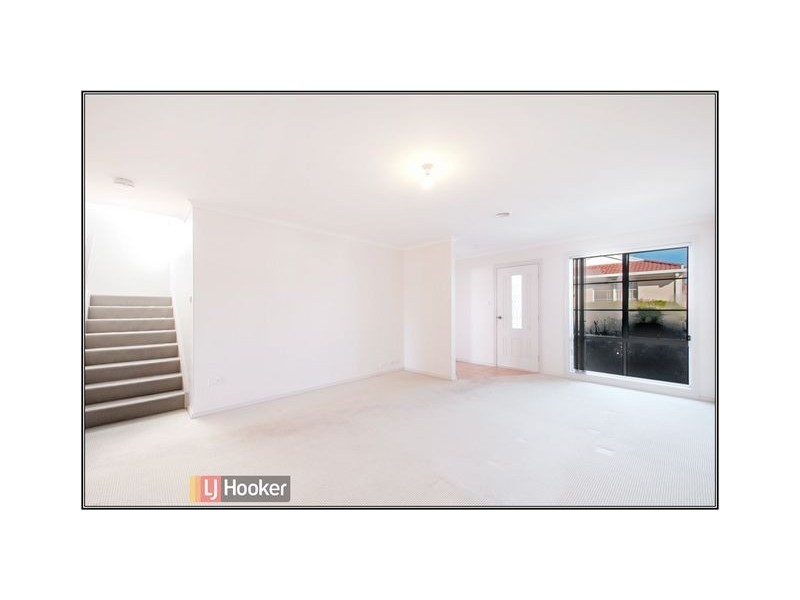 7/3 Barrington Crescent, Amaroo ACT 2914