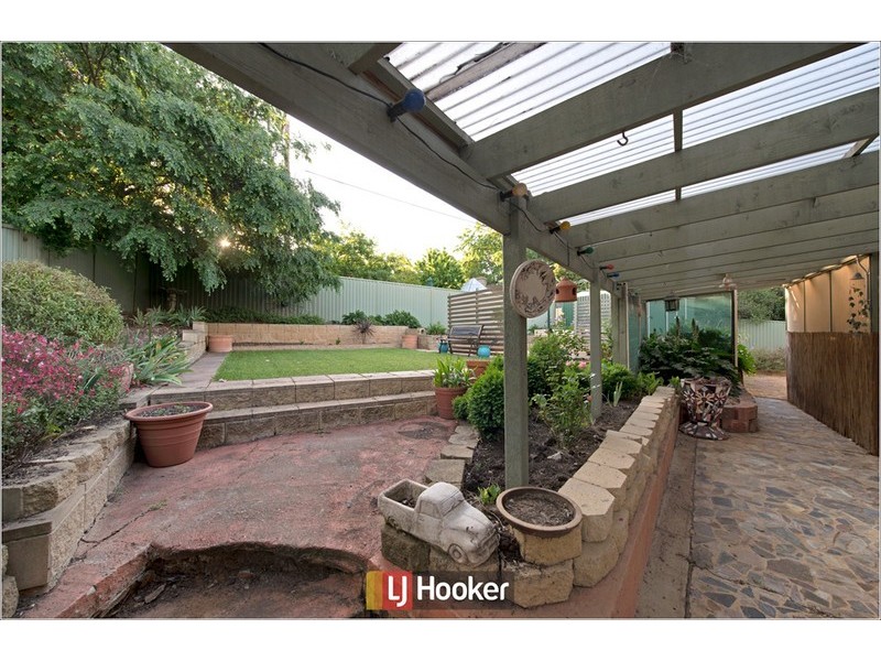 21 Florey Drive, Macgregor ACT 2615