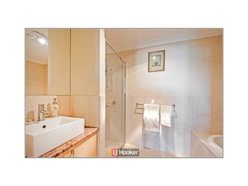 142 Oodgeroo Avenue, Franklin ACT 2913