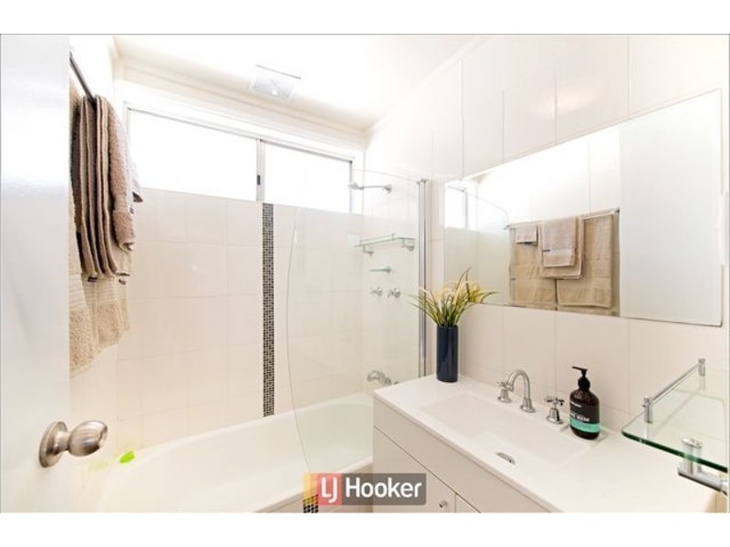 4 Bunton Place, Holt ACT 2615