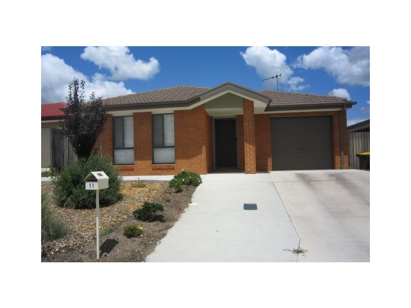 11 Isbister Street, Macgregor ACT 2615