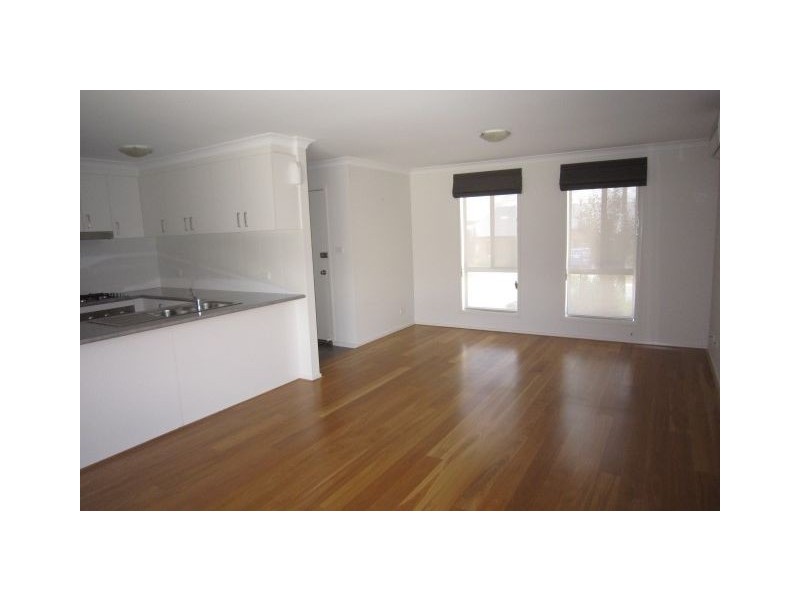 11 Isbister Street, Macgregor ACT 2615