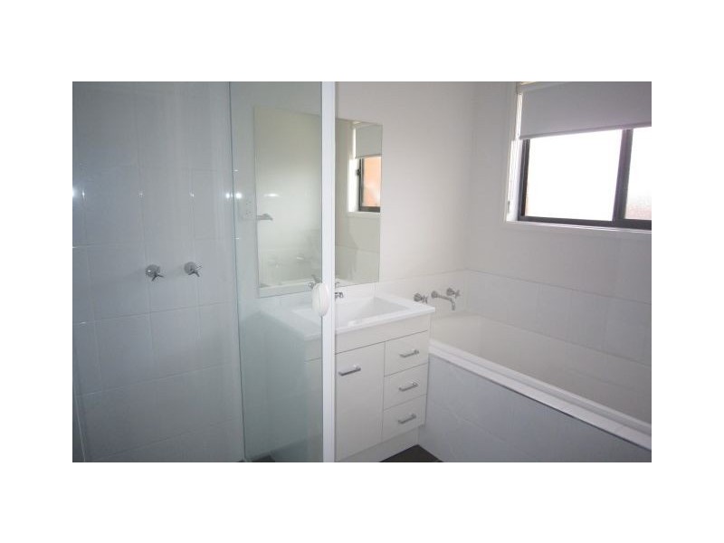 11 Isbister Street, Macgregor ACT 2615