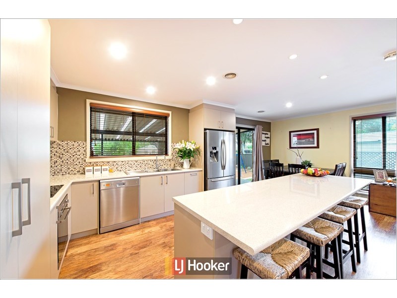 14 Kingham Place, Charnwood ACT 2615
