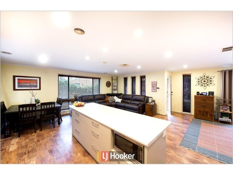 14 Kingham Place, Charnwood ACT 2615
