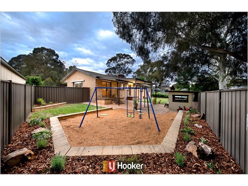14 Kingham Place, Charnwood ACT 2615