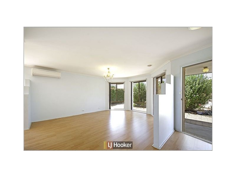 106 Shoobridge Circuit, Dunlop ACT 2615