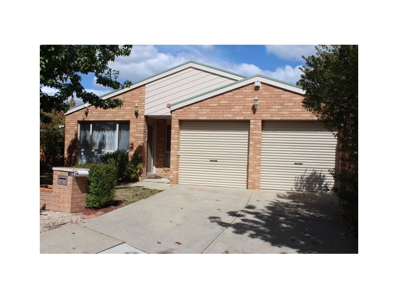 11 Allen Place, Holt ACT 2615