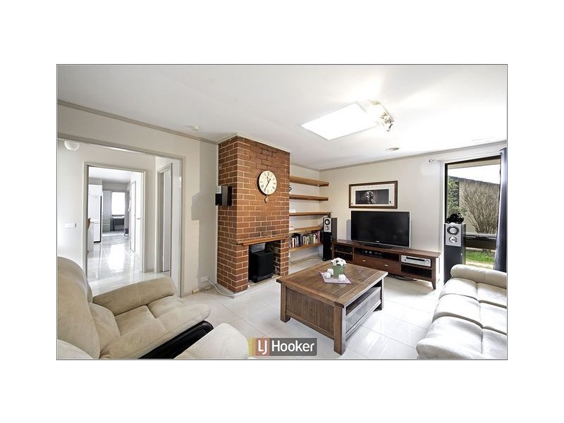 8 Foley Place, Holt ACT 2615