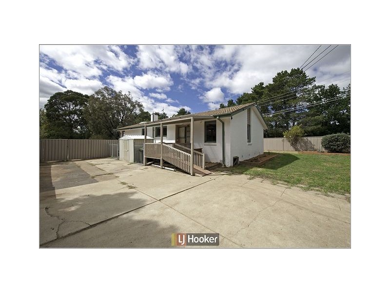 8 Foley Place, Holt ACT 2615