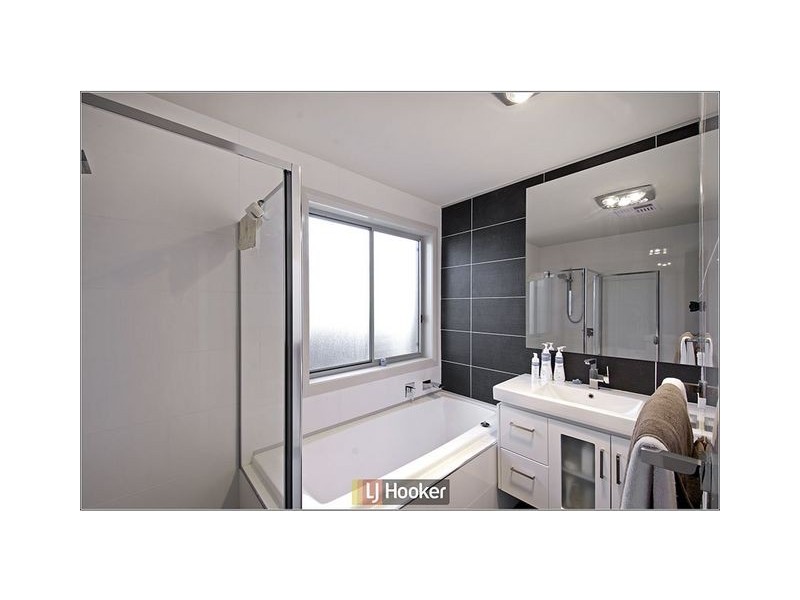 63 Bryan Hudson Street, Macgregor ACT 2615