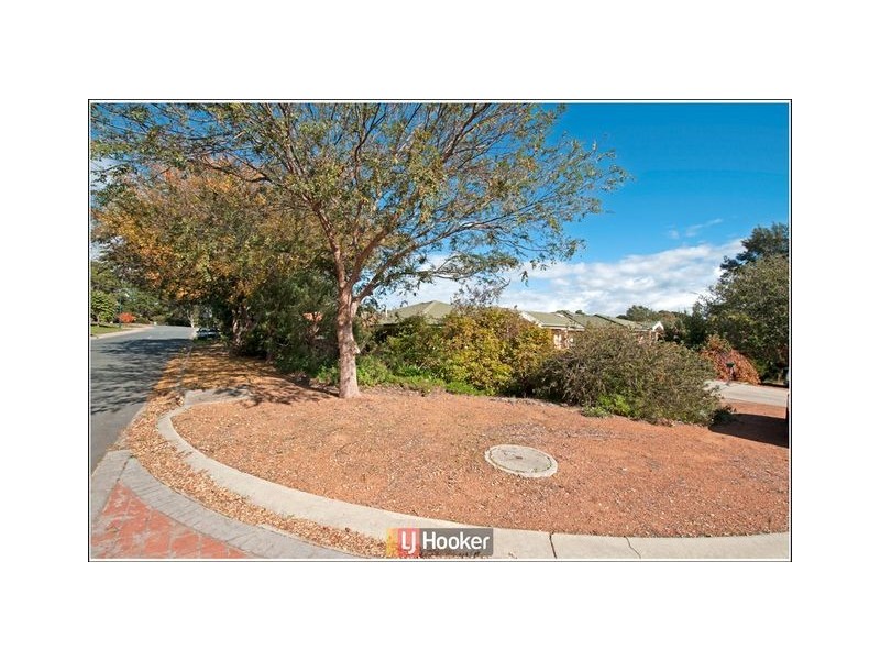 1 Slight Place, Holt ACT 2615