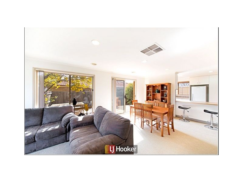 6 Sunshine Loop, Dunlop ACT 2615