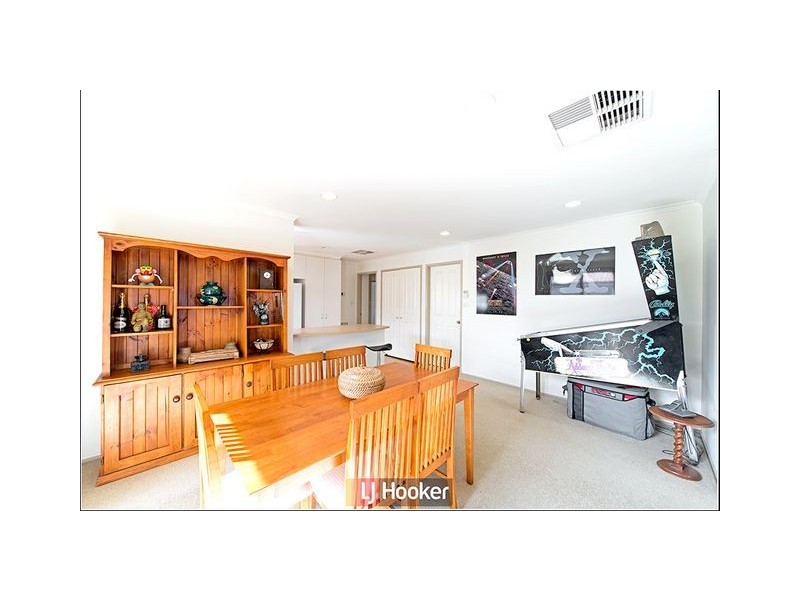 6 Sunshine Loop, Dunlop ACT 2615