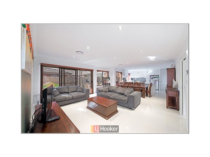 9 Stang Place, Macgregor ACT 2615