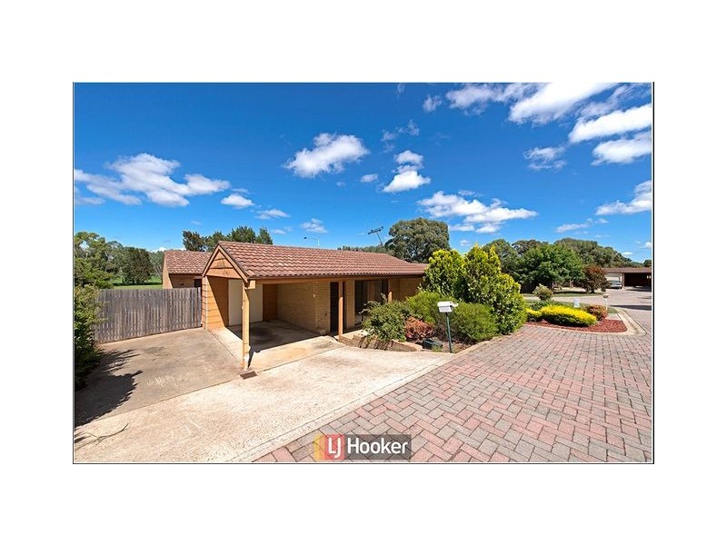 4 Stanbury Close, Holt ACT 2615