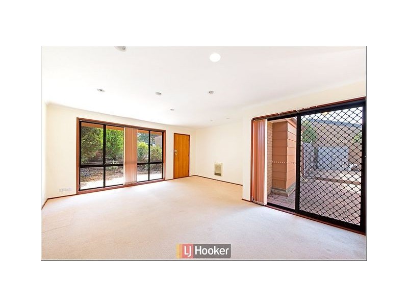 4 Stanbury Close, Holt ACT 2615