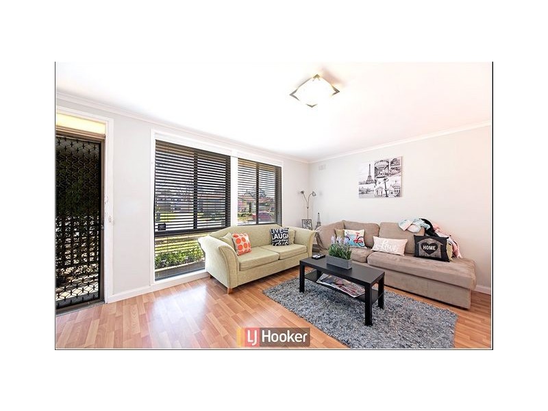 33 Edwards Street, Higgins ACT 2615