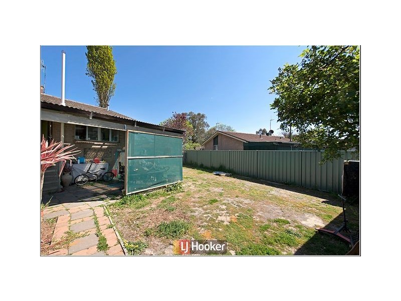 33 Edwards Street, Higgins ACT 2615