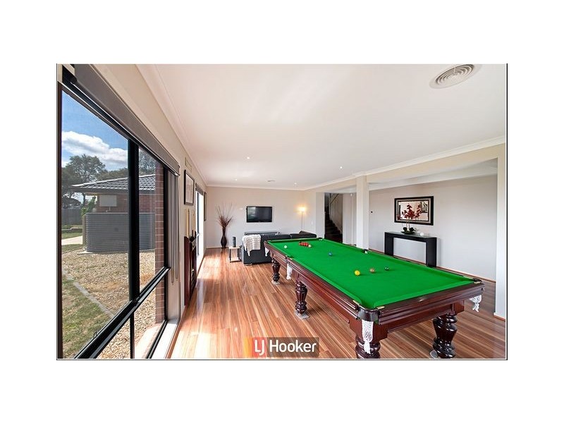 9 Sax Place, Macgregor ACT 2615