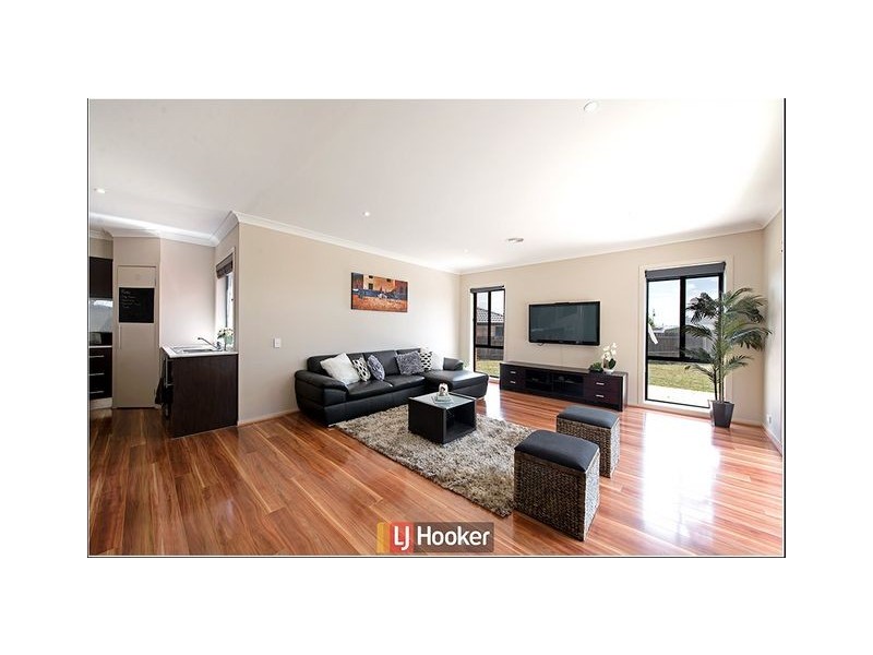 9 Sax Place, Macgregor ACT 2615