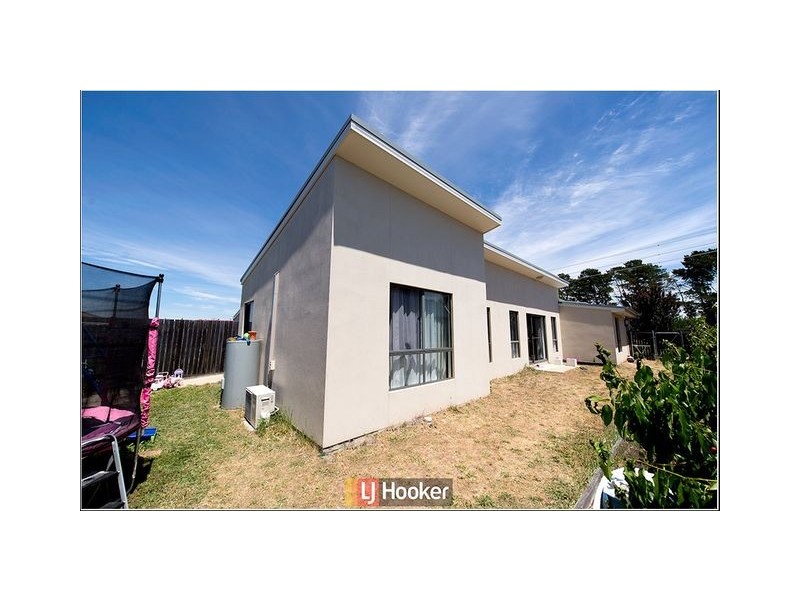 38 Eccles Circuit, Macgregor ACT 2615