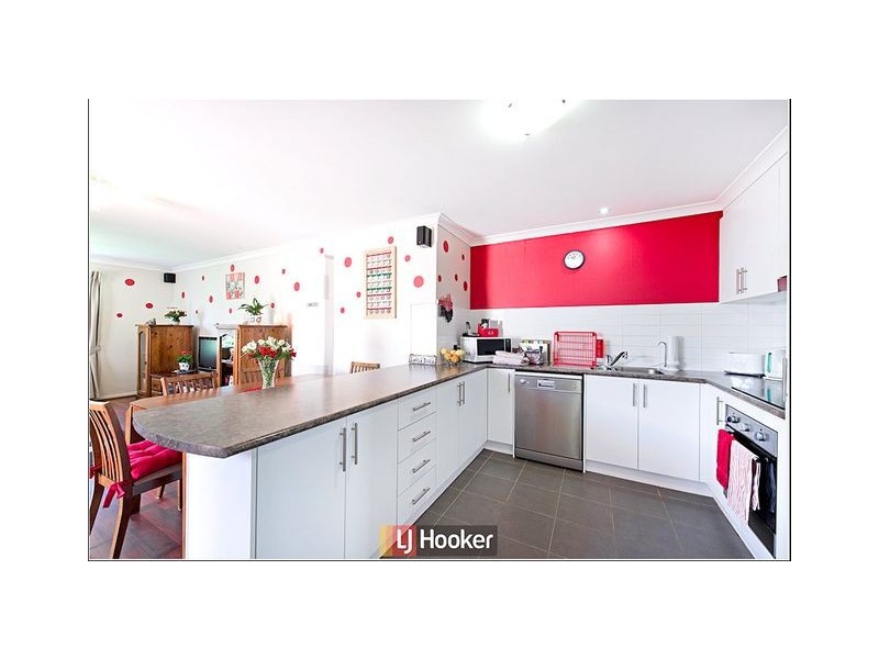 27 Constance Stone Street, Macgregor ACT 2615