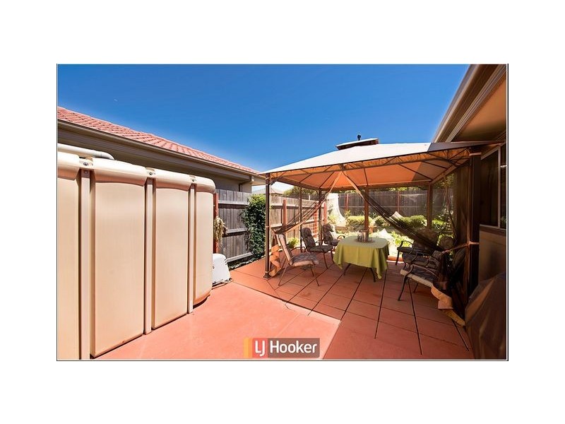 27 Constance Stone Street, Macgregor ACT 2615