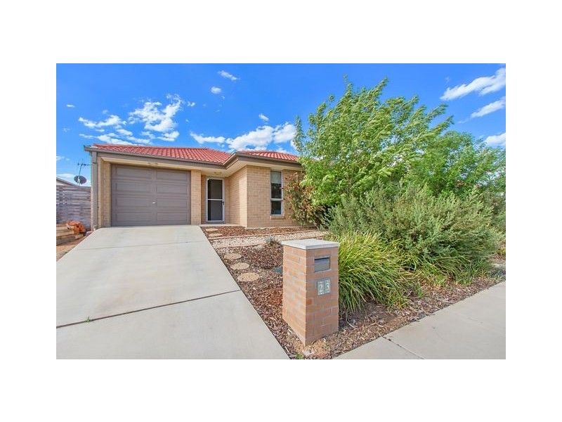 23 Constance Stone Street, Macgregor ACT 2615