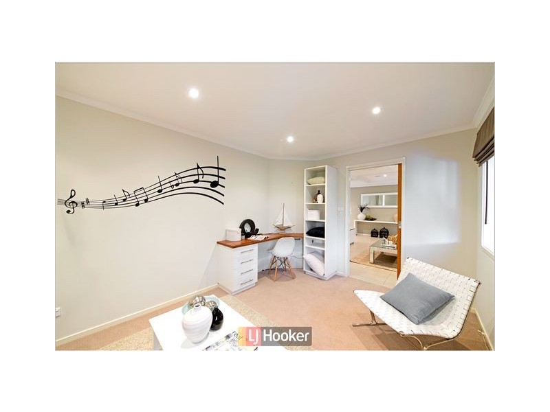 48 Kalianna Street, Harrison ACT 2914