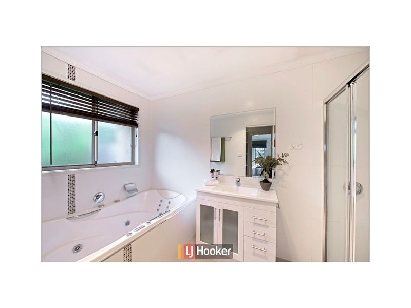 48 Kalianna Street, Harrison ACT 2914