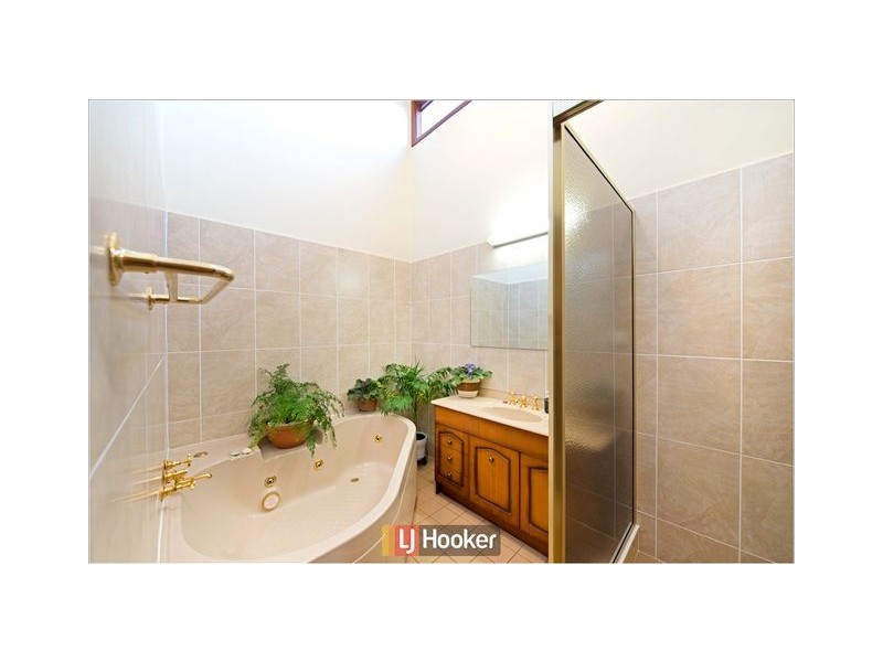 9 Lovekin Place, Mckellar ACT 2617