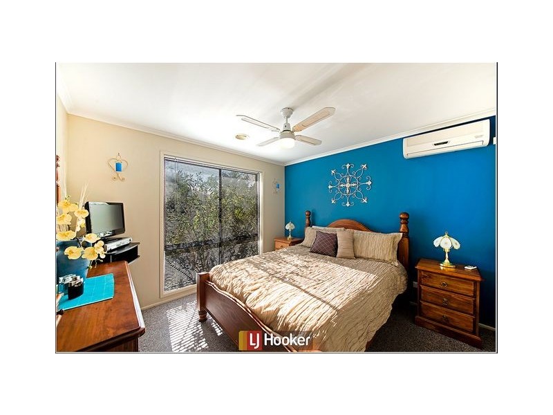 9 Bettington Circuit, Charnwood ACT 2615