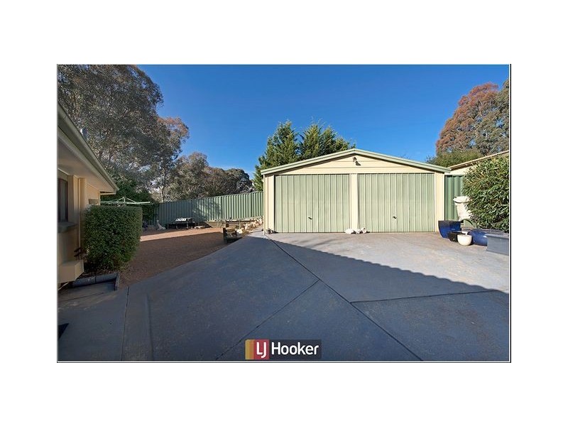 9 Bettington Circuit, Charnwood ACT 2615