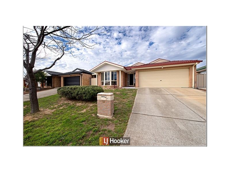 13 Akubra Place, Dunlop ACT 2615